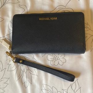 Michael Kors black wristlet
